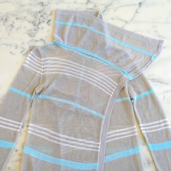 Multi Color Stripe Wide Collar Long Sleeve Openfront Crochet Cardigan. - Picture 4 of 4